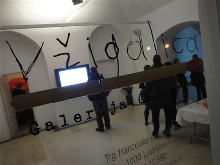 Pain with the Thousand Teeth opening, Vžigalica gallery